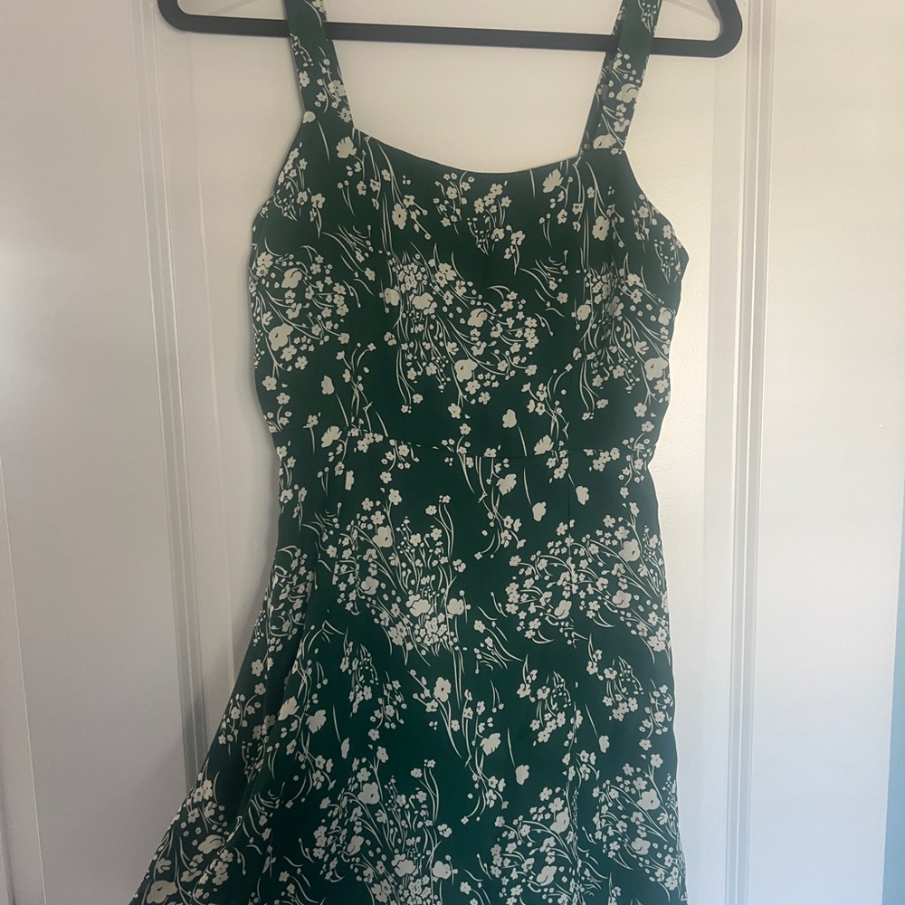 Chic Green Floral Mini Dress